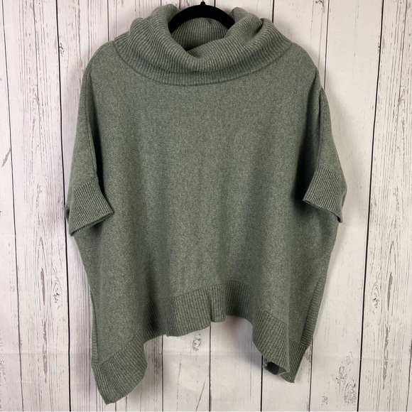 Theory | sage green poncho style sweater | cashmere - Picture 1 of 9